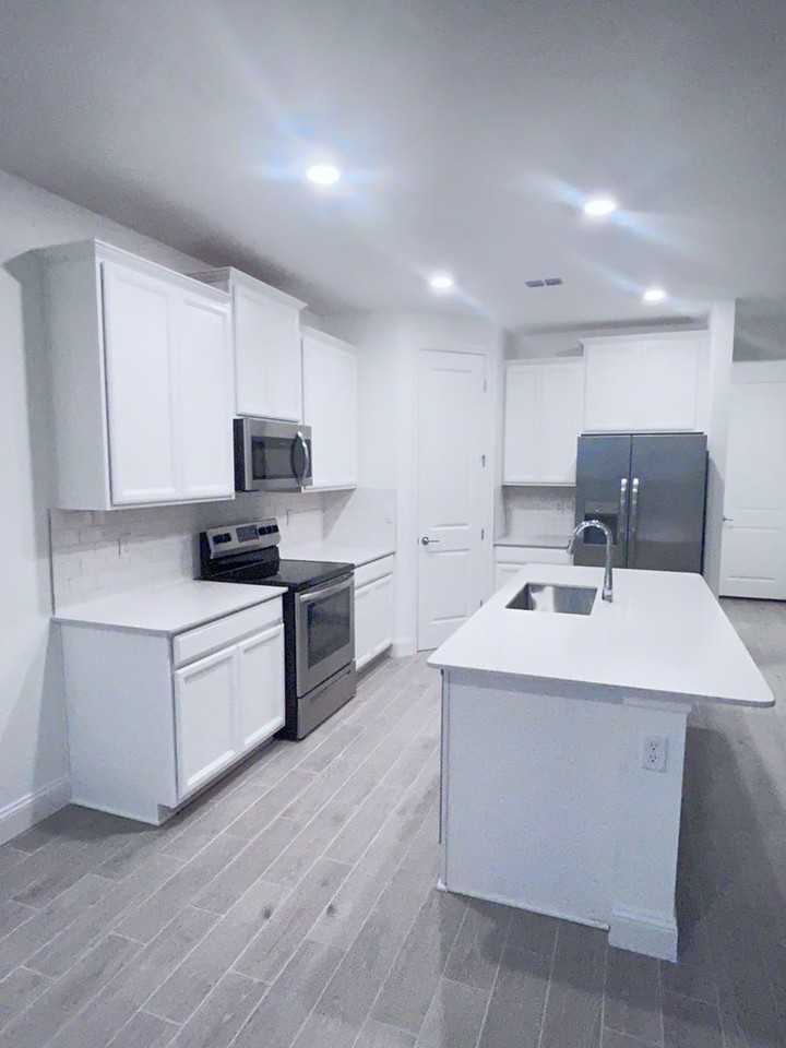 89 Tyson Ct - Photo 2 of 26
