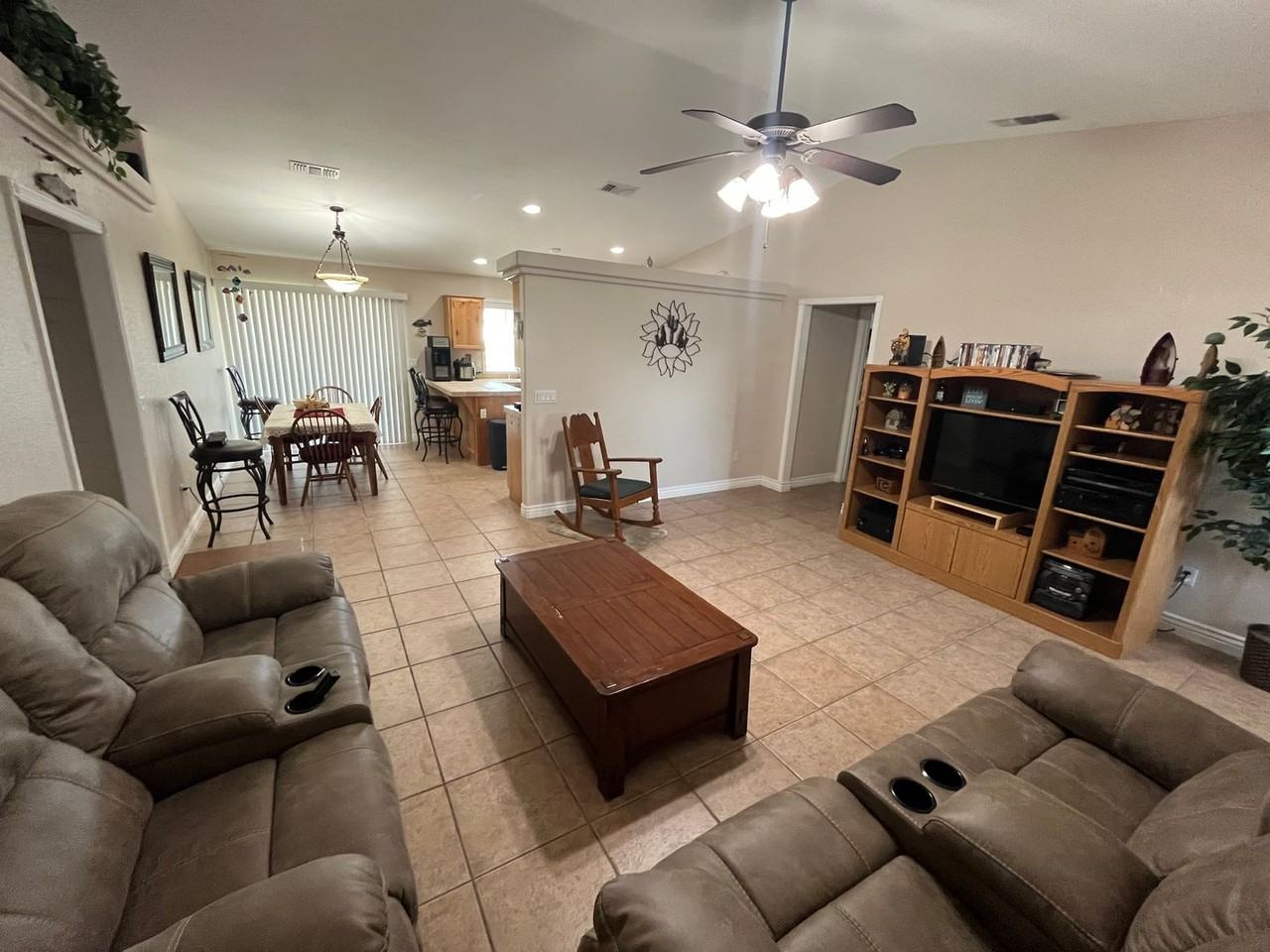2365 Swift Dr - Photo 3 of 18