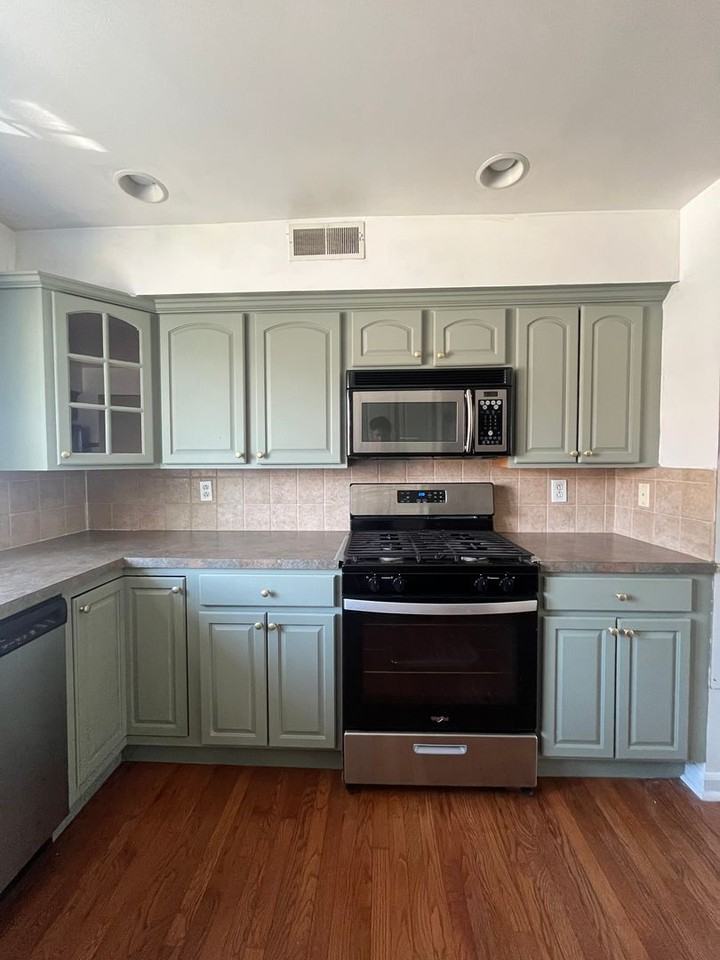 12137 Aster Rd - Photo 3 of 28
