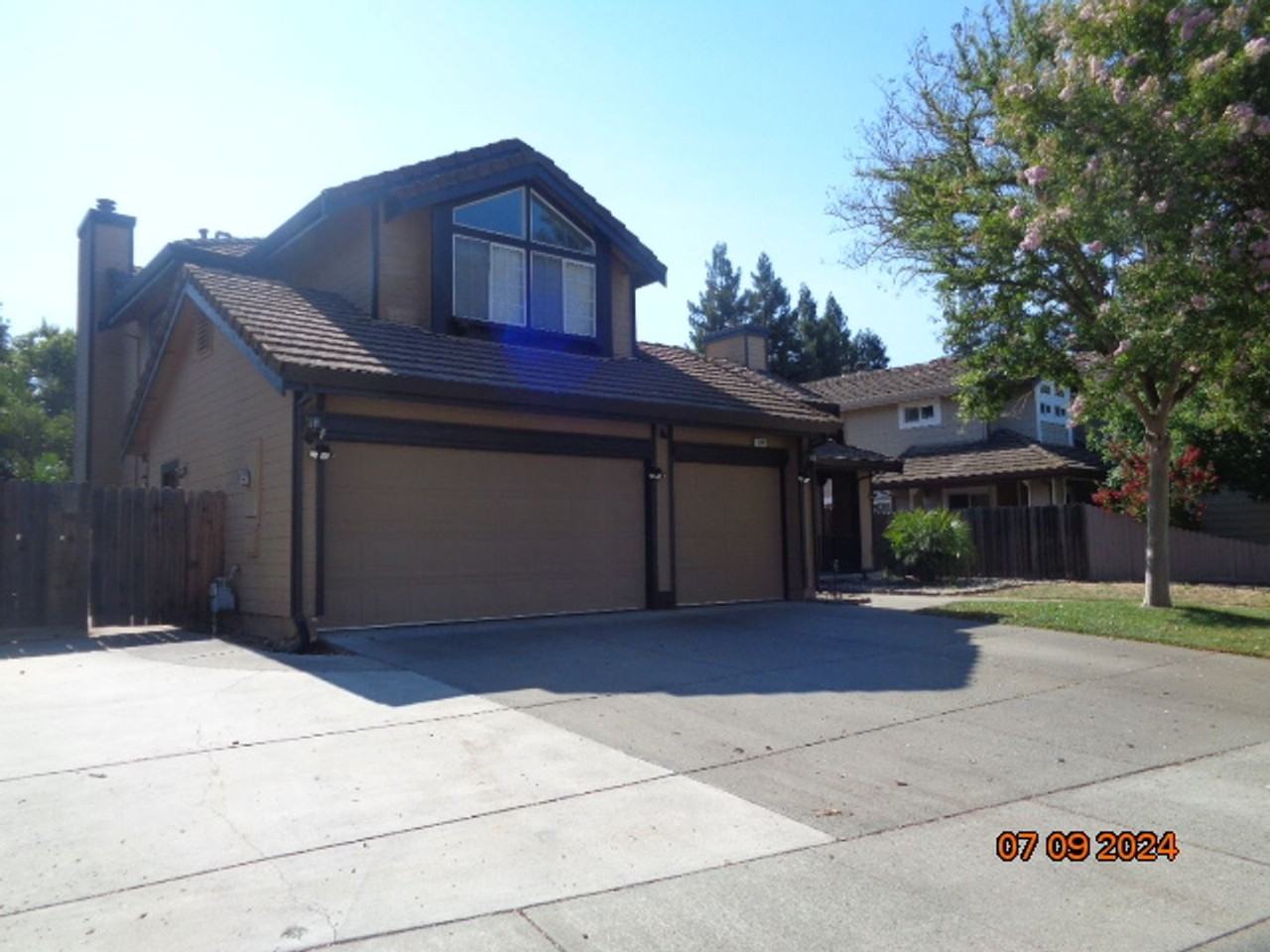 1540 Mccarthy Ct - Photo 3 of 40