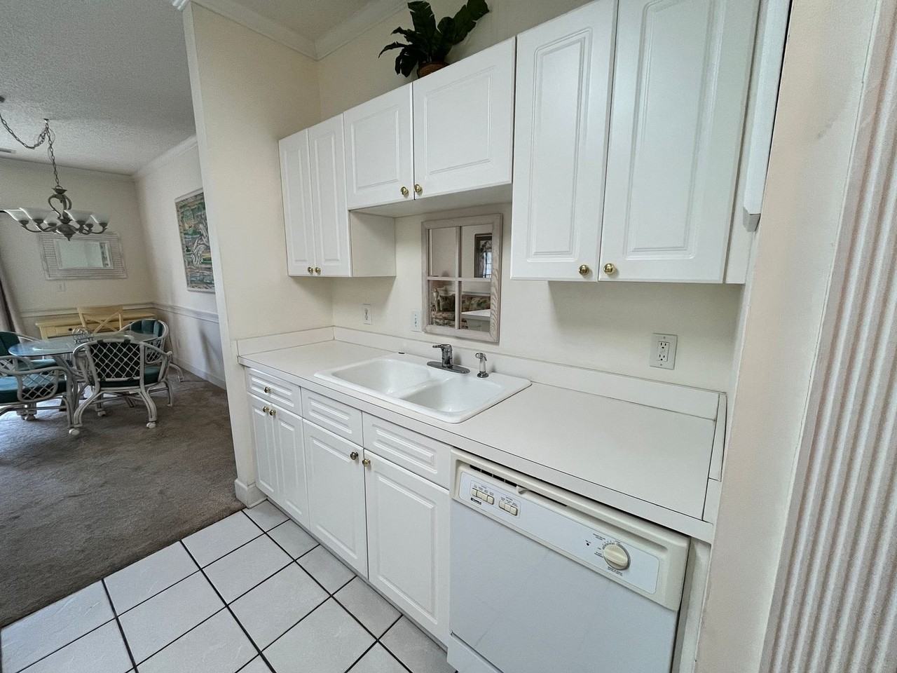 4847 Carnation Circle - Photo 4 of 23