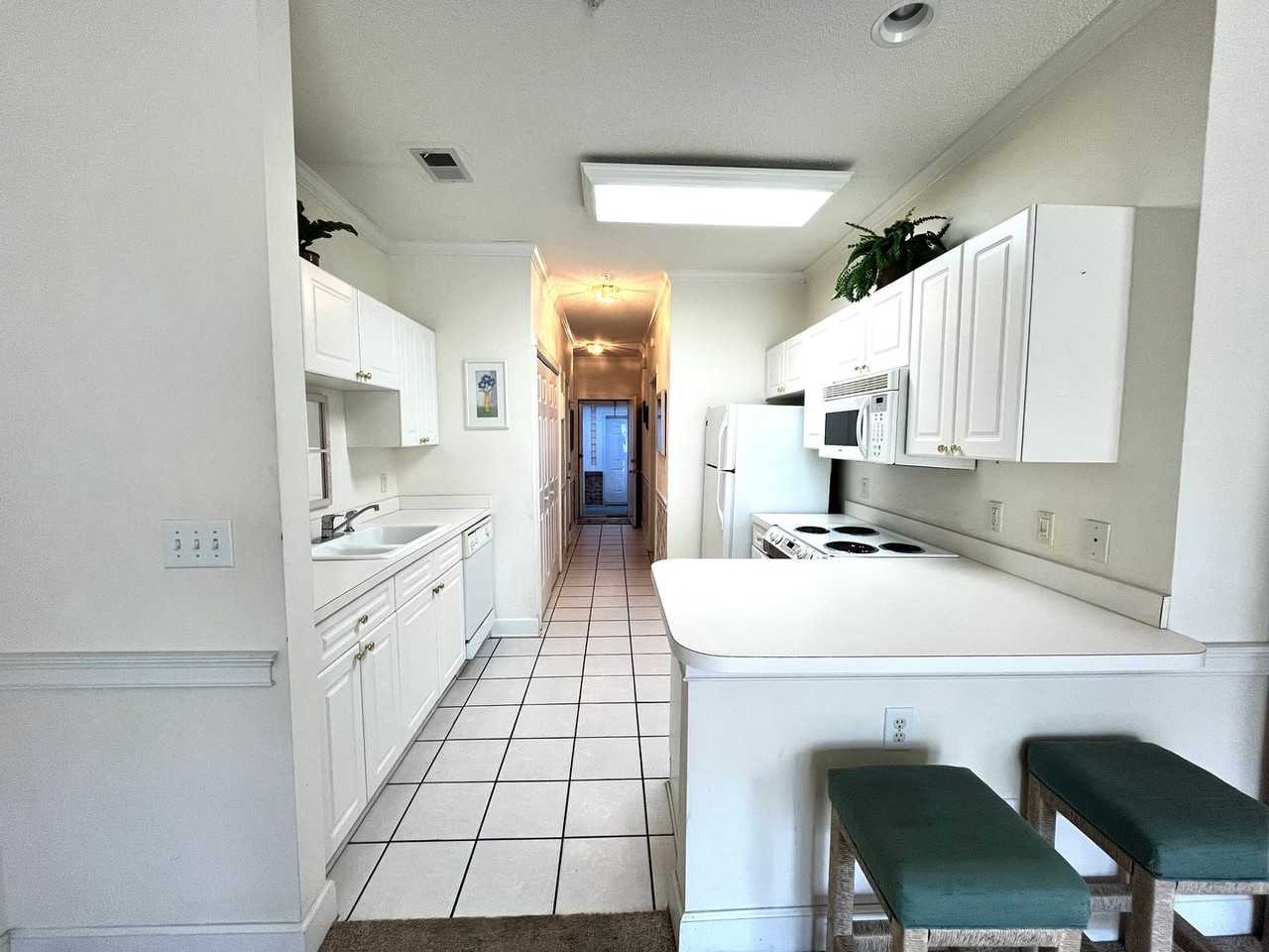 4847 Carnation Circle - Photo 7 of 23