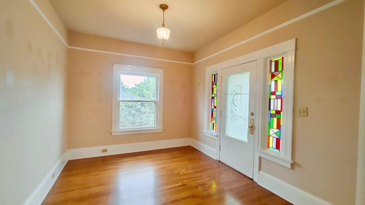 4435 Ne 73rd Ave - Photo 7 of 50