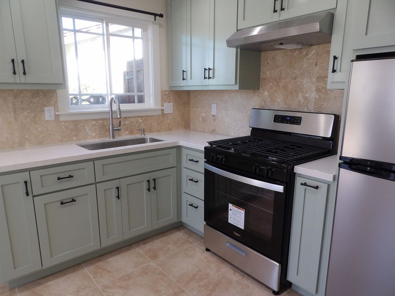 1108 W Hickory Ave #A - Photo 5 of 18