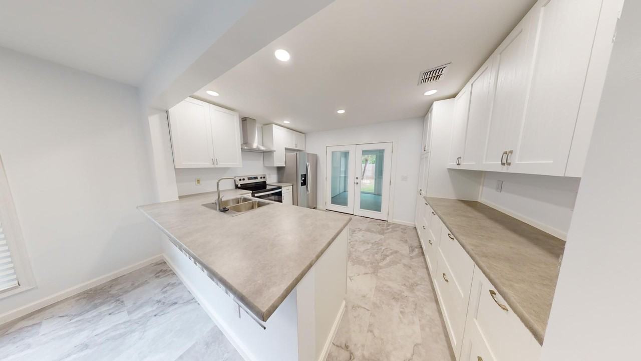 11384 Shovler Ct - Photo 6 of 44