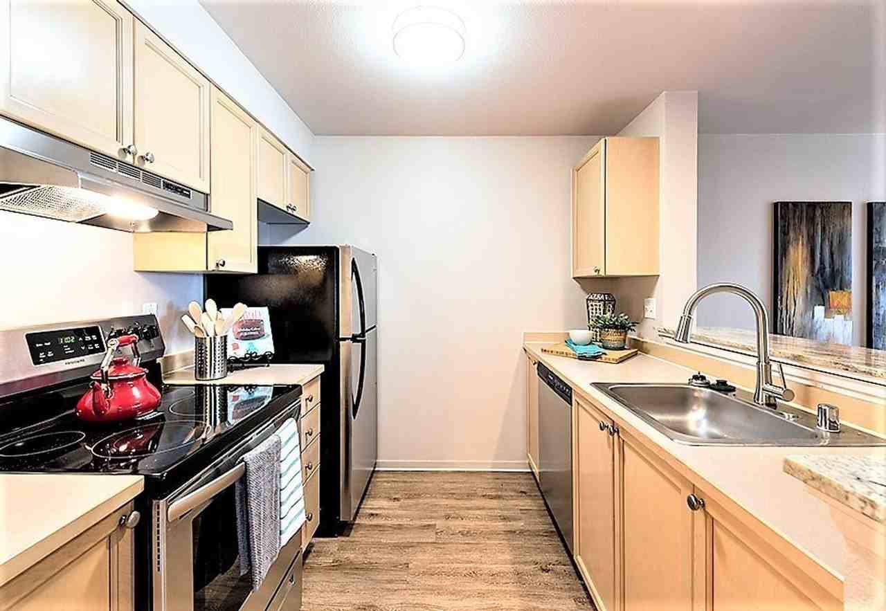 Plaza 45 - Photo 6 of 17