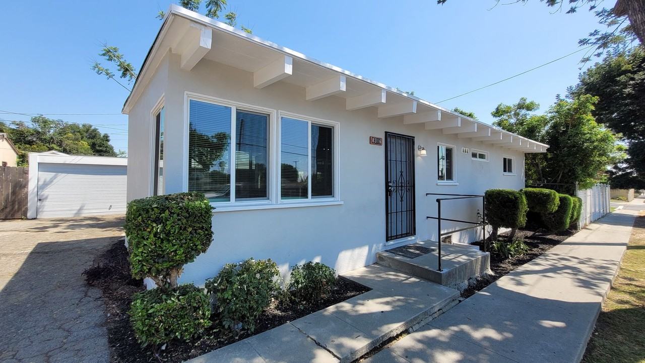 w8312 - Photo 2 of 14