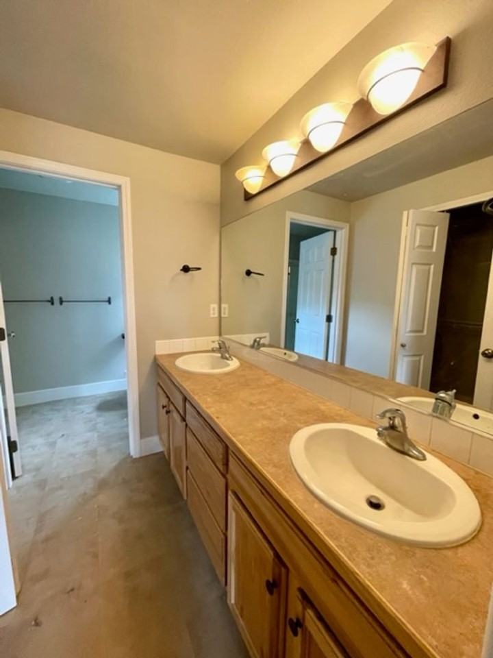 20573 Dylan Loop - Photo 7 of 21