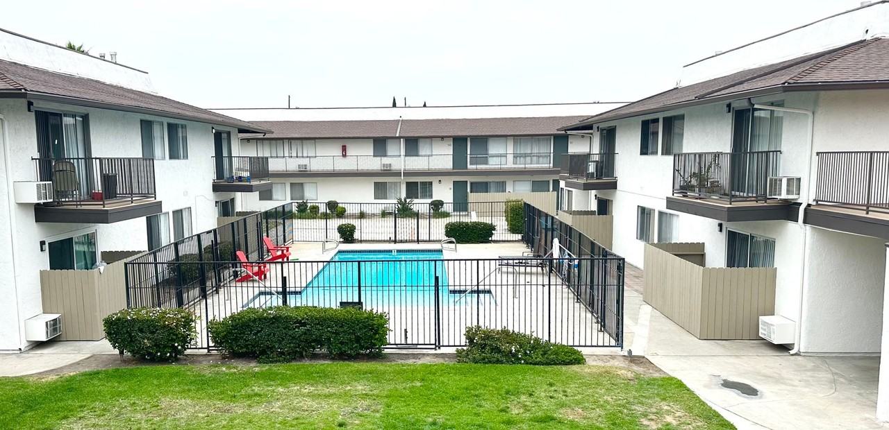 Bever Place - Photo 3 of 12