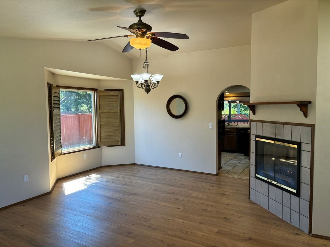 3233 Jeri Dr Ne - Photo 6 of 41