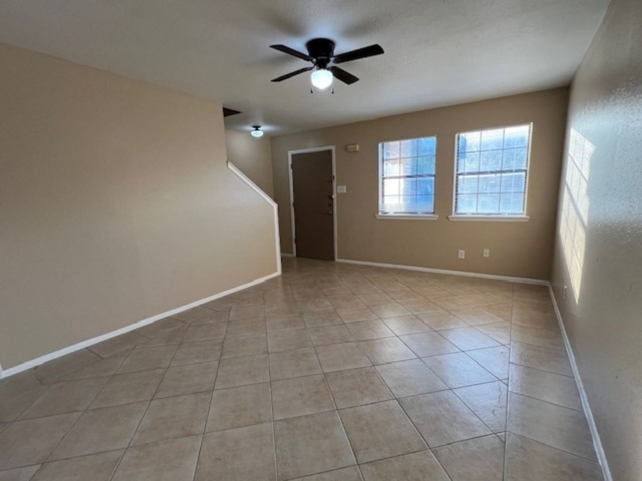 5318 Cypress Dr - Photo 2 of 23