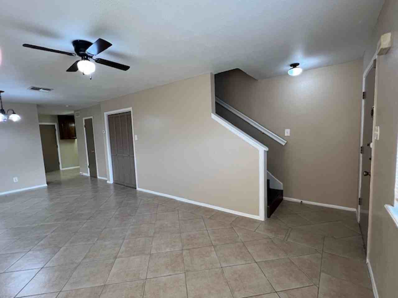 5318 Cypress Dr - Photo 3 of 23