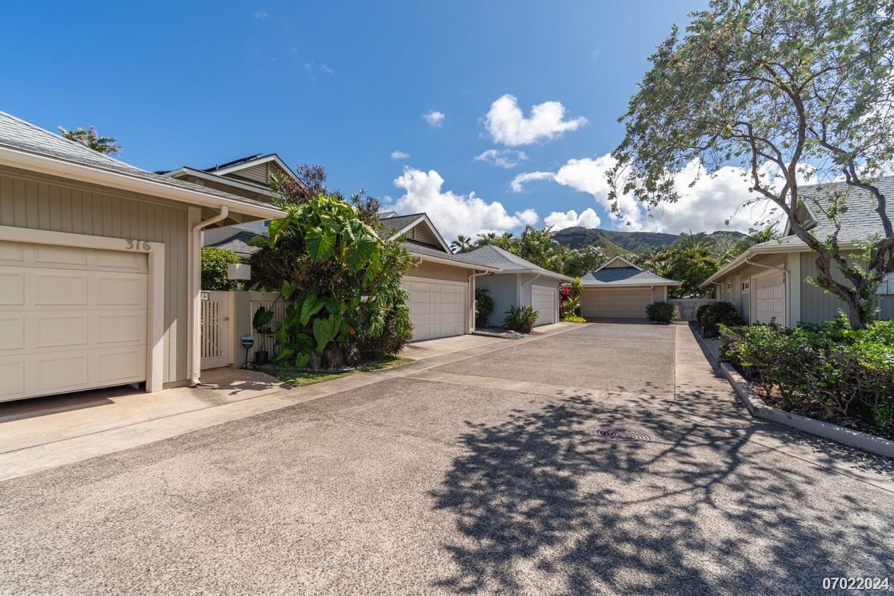 310 Kealahou St - Photo 2 of 31