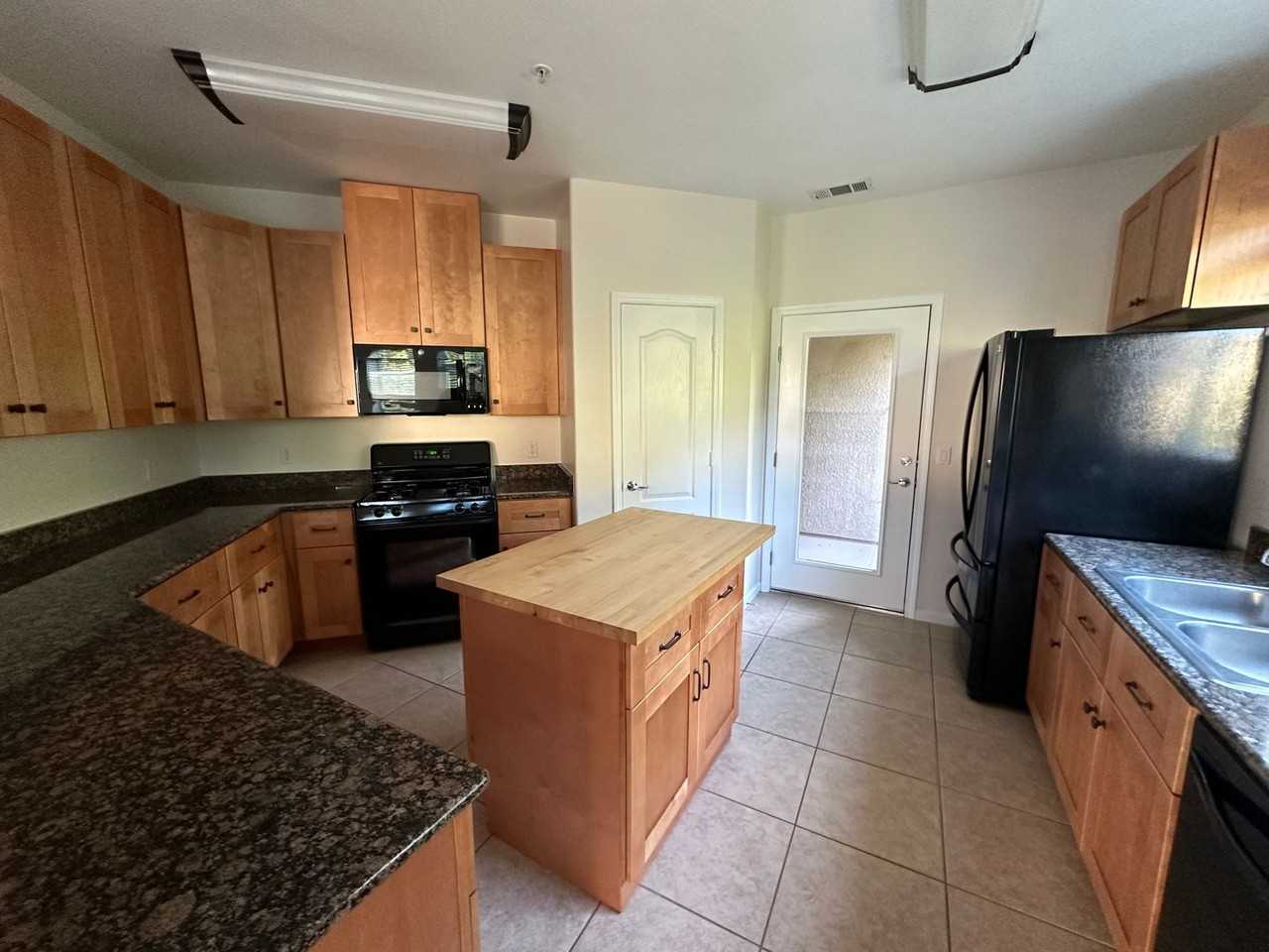 1387 Milano Dr #4 - Photo 3 of 12