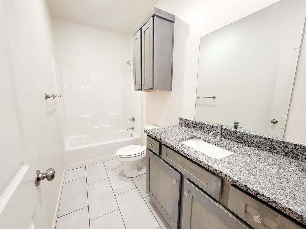 5832 Virginia Ave - Photo 6 of 13