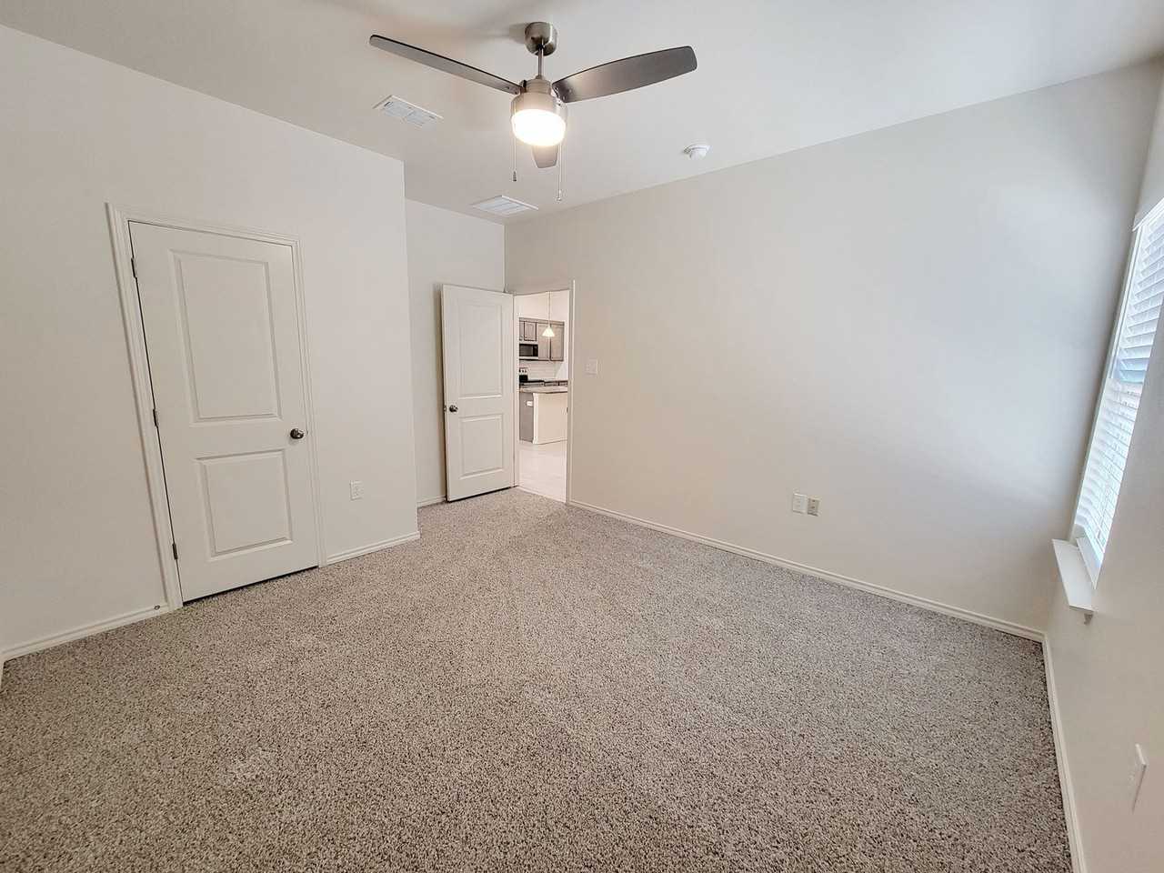 5832 Virginia Ave - Photo 7 of 13