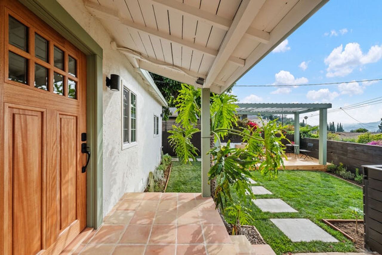 3414 Scarboro St - Photo 3 of 30