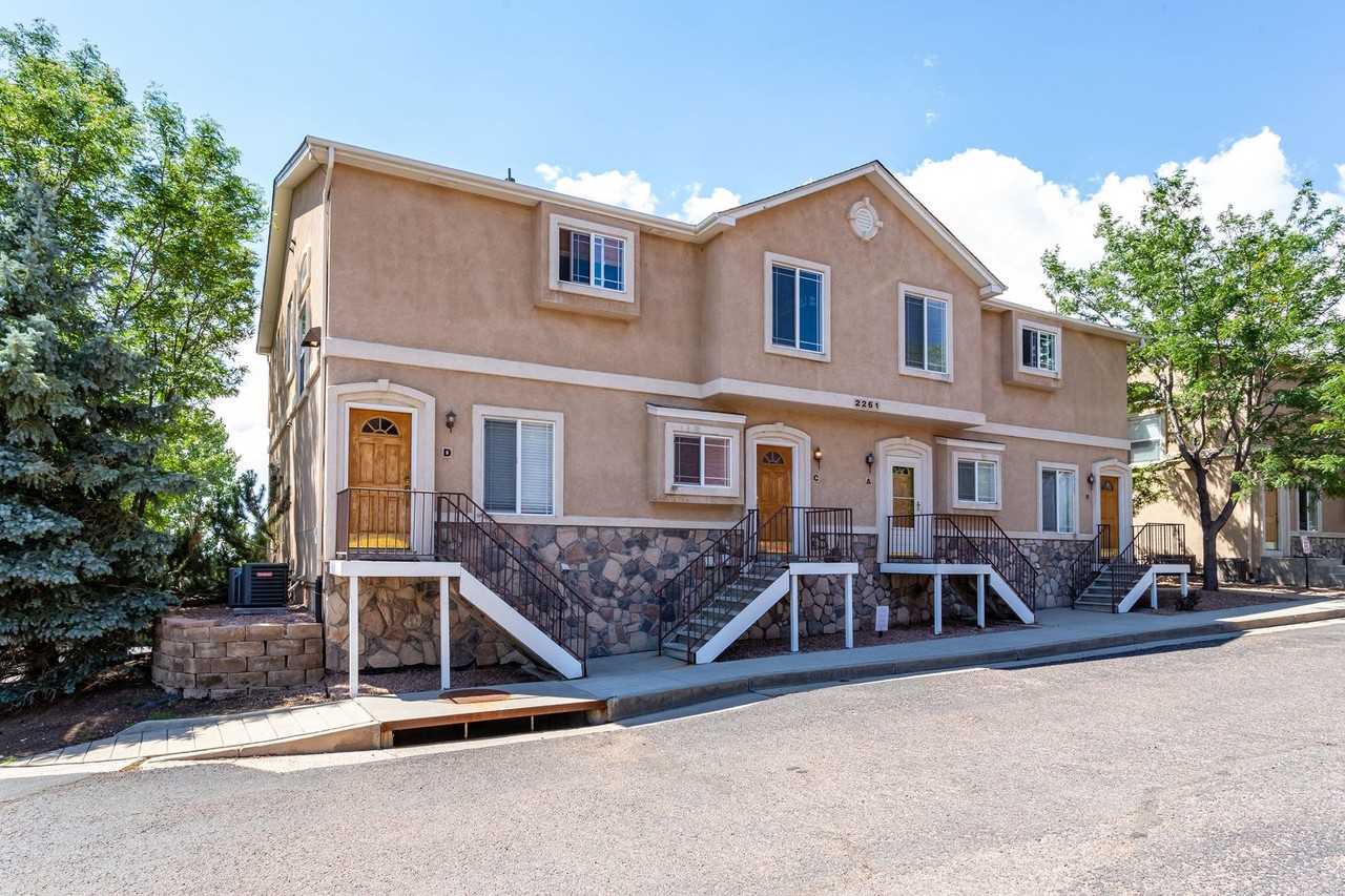 2261 Stepping Stones Way #C - Photo 2 of 29