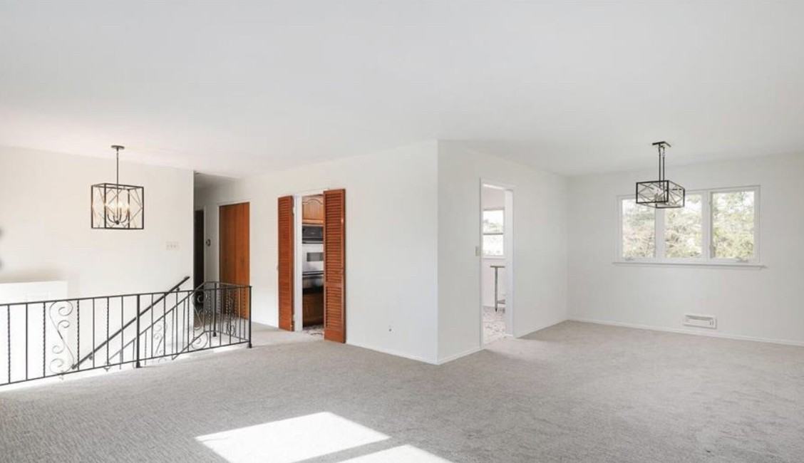 205 North Moetz Drive - Photo 3 of 26