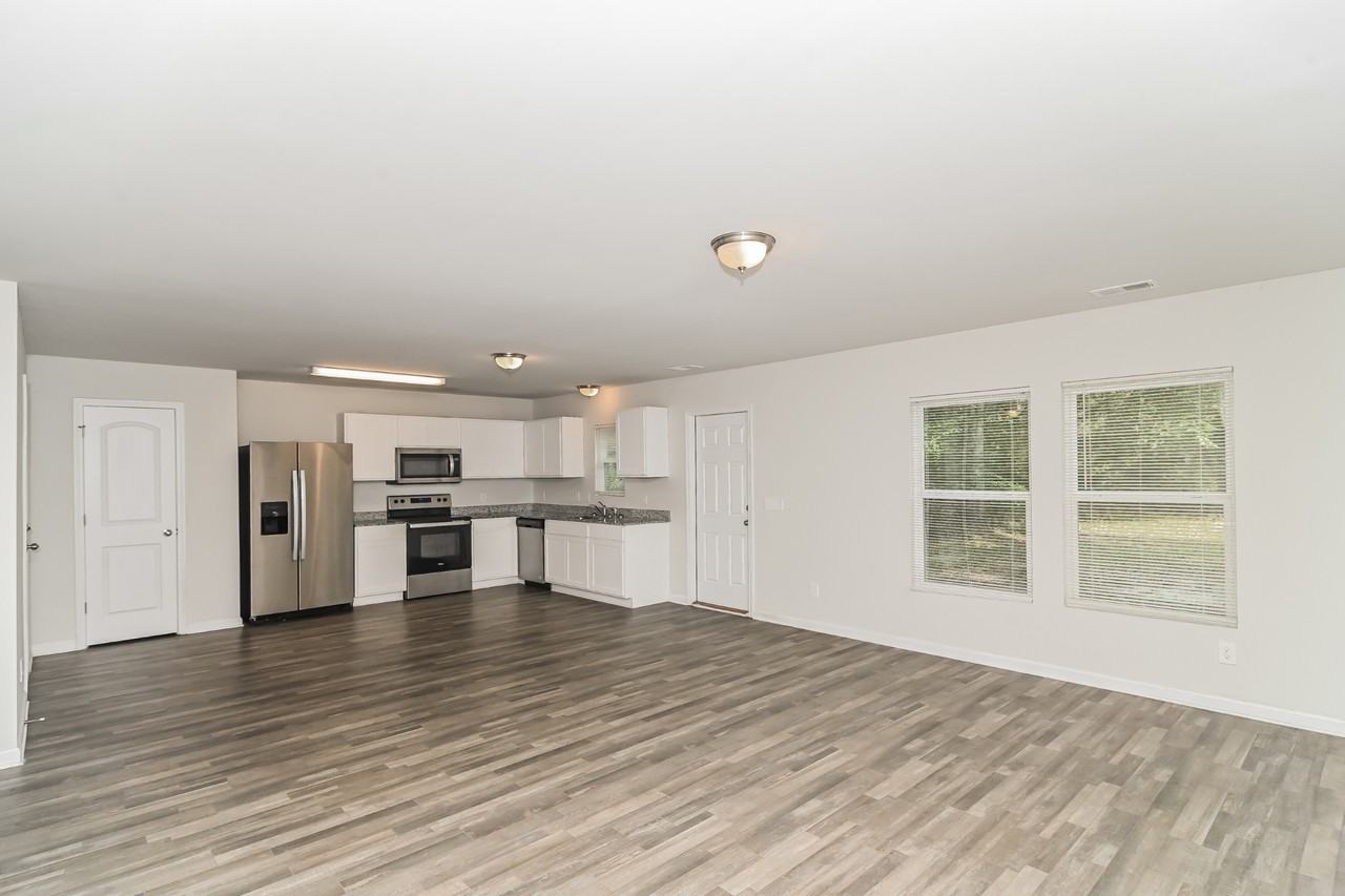 86 Fish Tales Dr - Photo 7 of 18