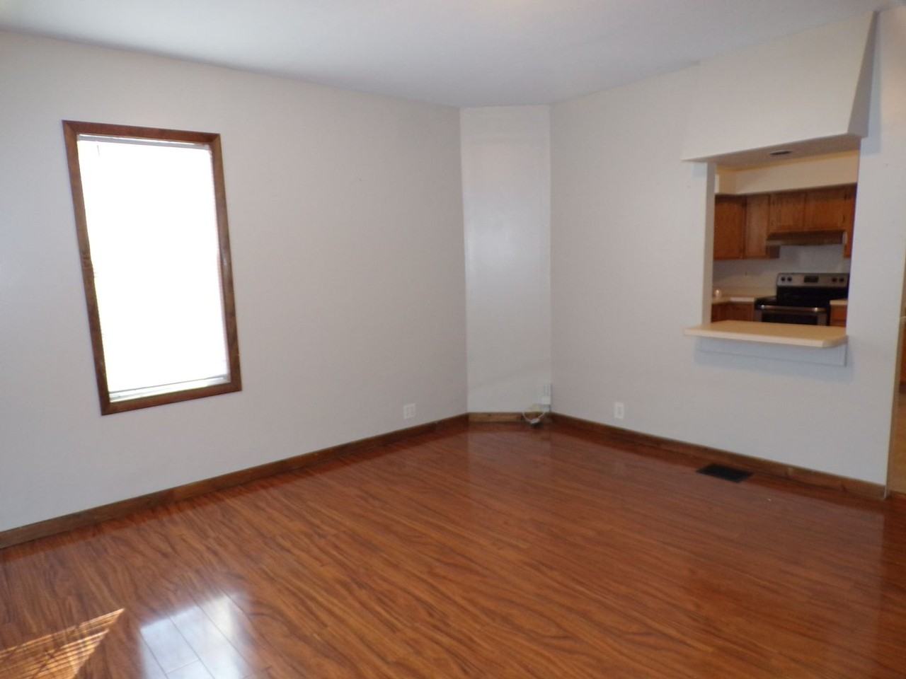 247 S Kansas St - Photo 3 of 41