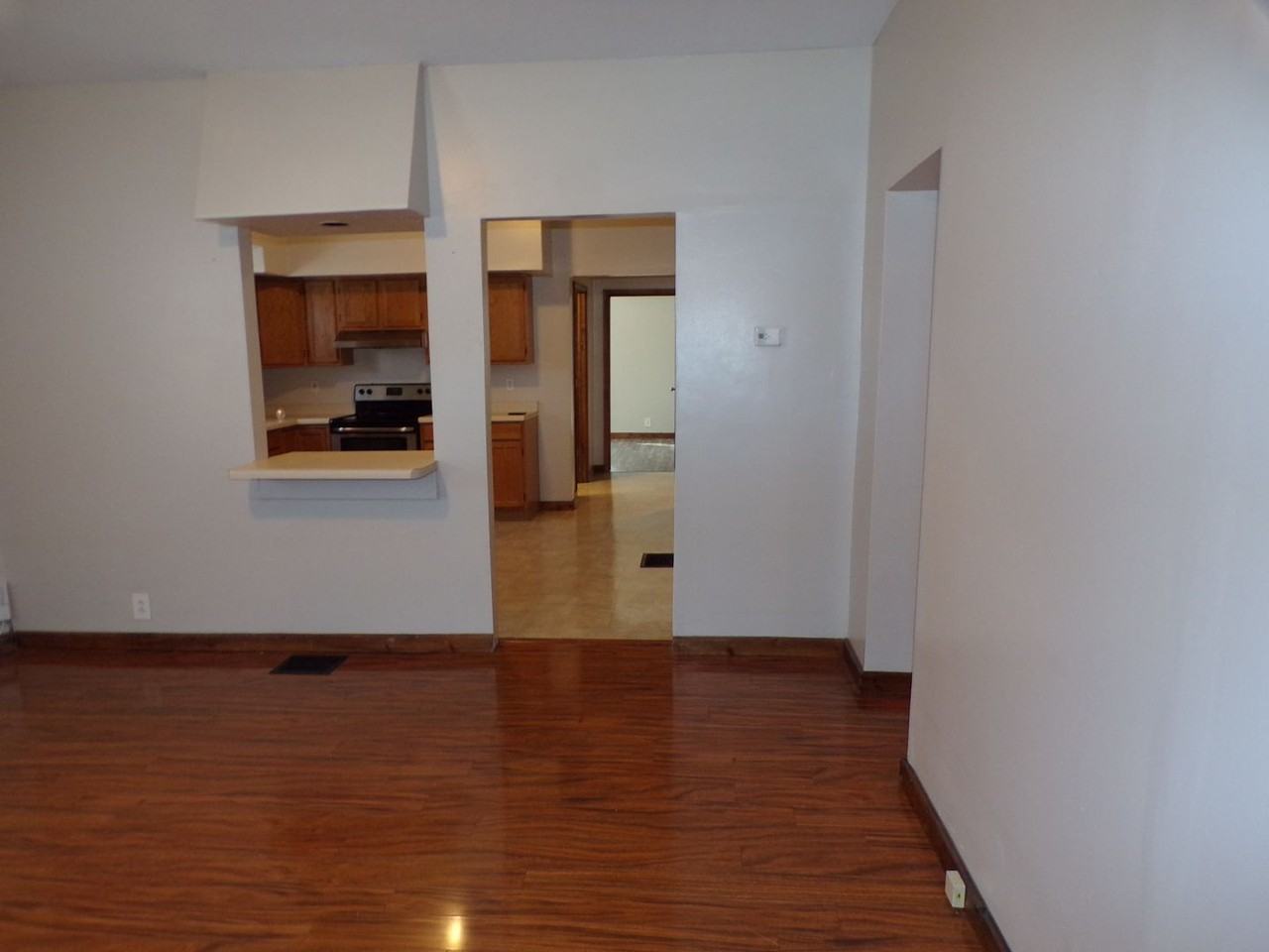 247 S Kansas St - Photo 4 of 41