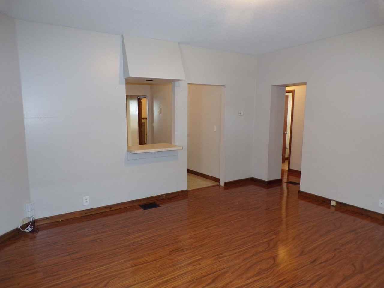 247 S Kansas St - Photo 7 of 41