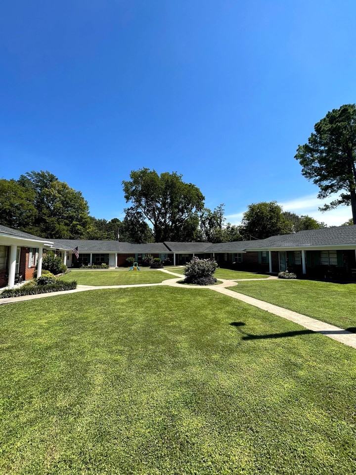 Recently Renovated Units in Moulton, AL - Photo 2 of 7