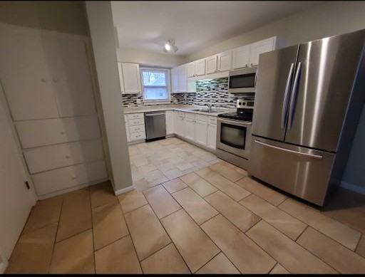 560 S. Kelsey - Photo 2 of 10