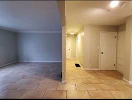 featured image of 560 S Kelsey Ave