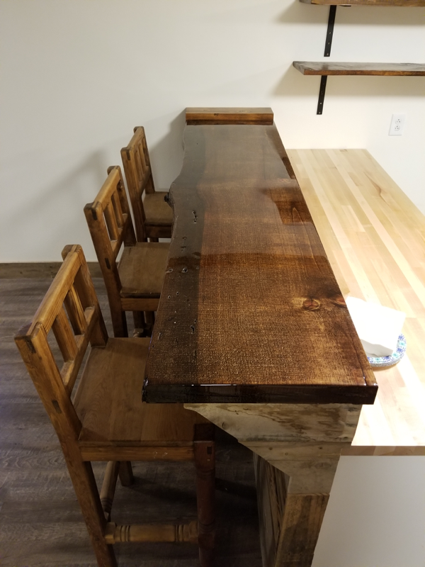 724 N Yellowstone St - Photo 3 of 17