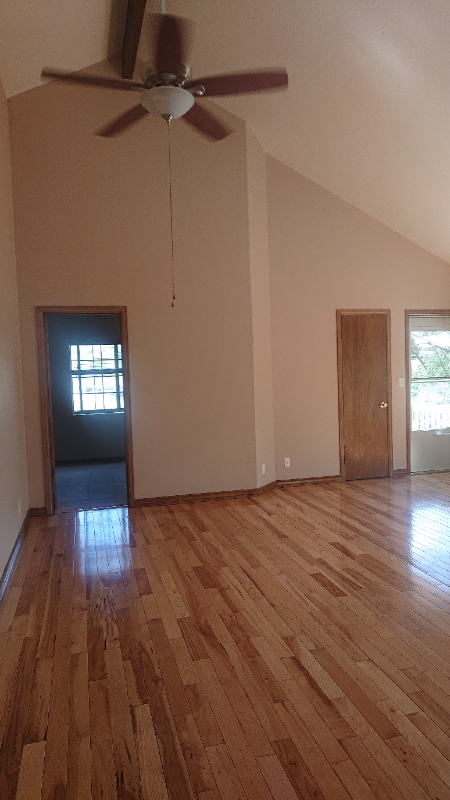 1145 8th St #D - Photo 7 of 10