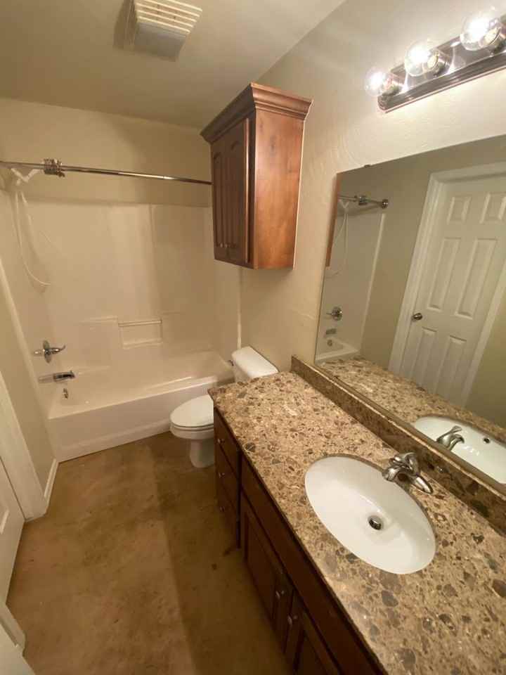 2428 N. Ellis Dr. - Photo 3 of 8