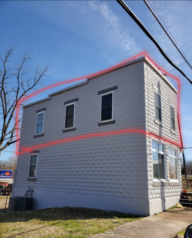 200 N Commercial St - Photo 3 of 17