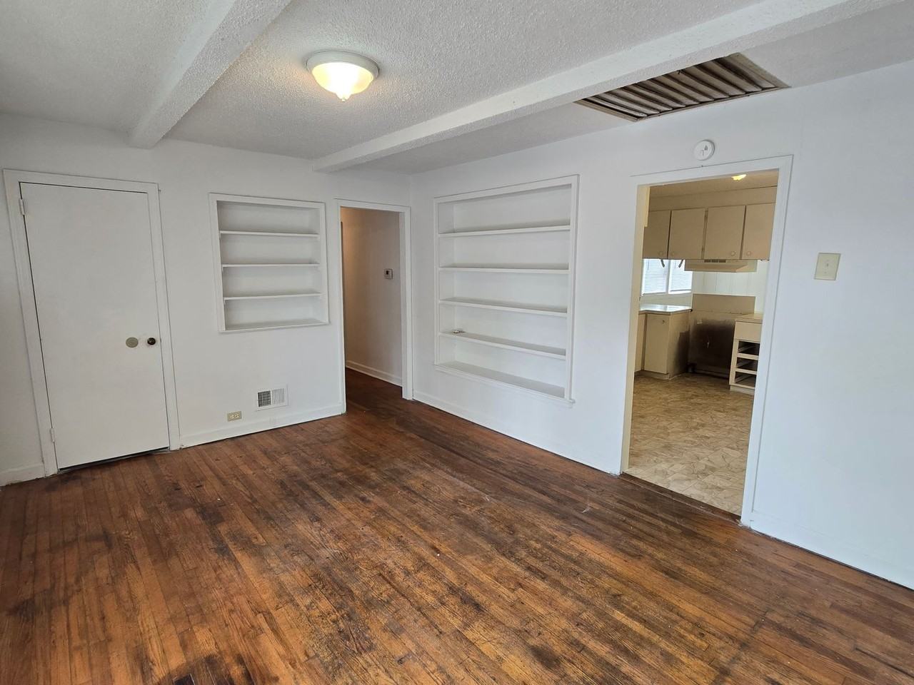 2102 Long Shadow Ln - Photo 5 of 25