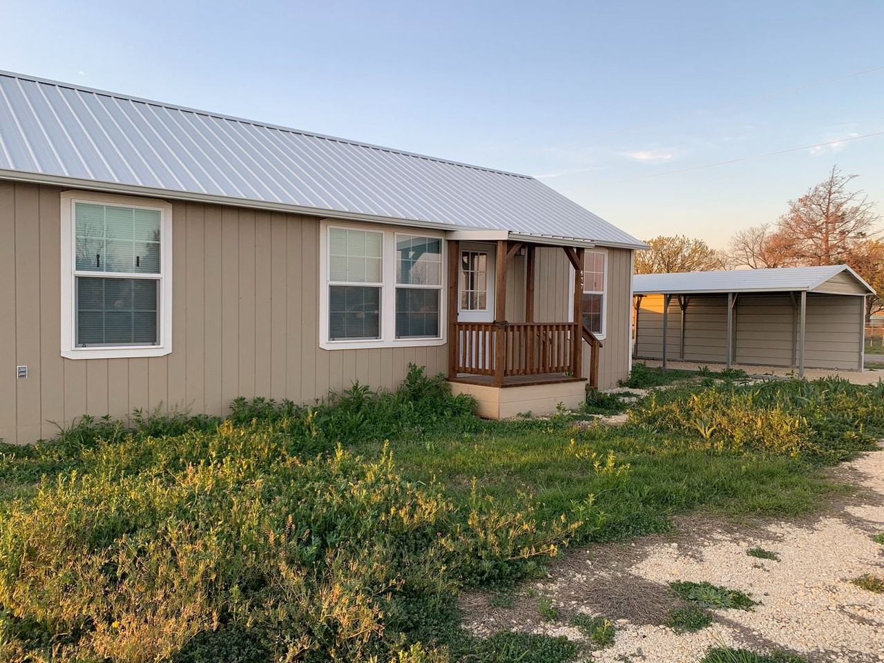 617 Avenue H - Photo 3 of 17