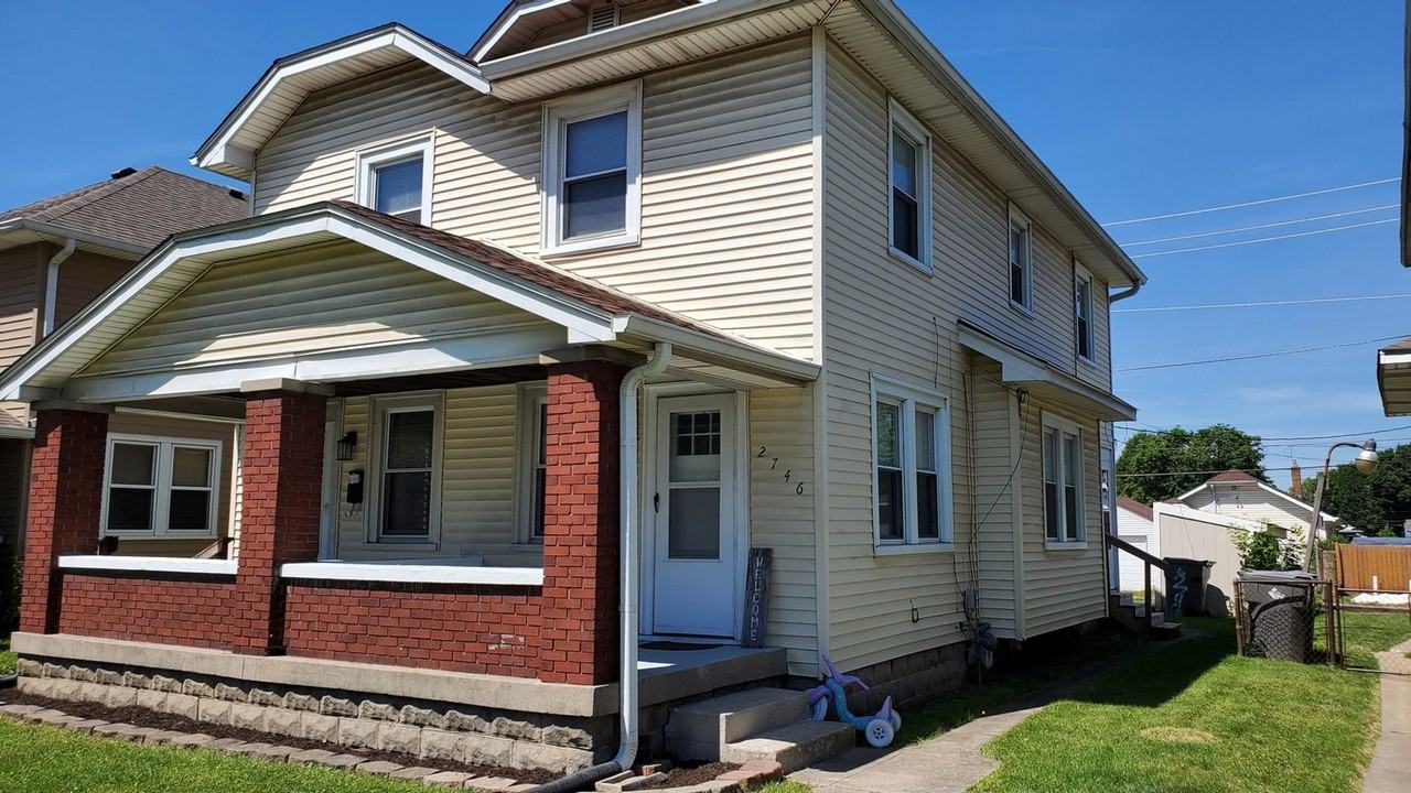 2746 Shelby St - Photo 2 of 27