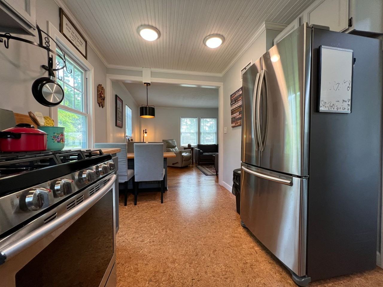 548 Cromwell Dr - Photo 5 of 24