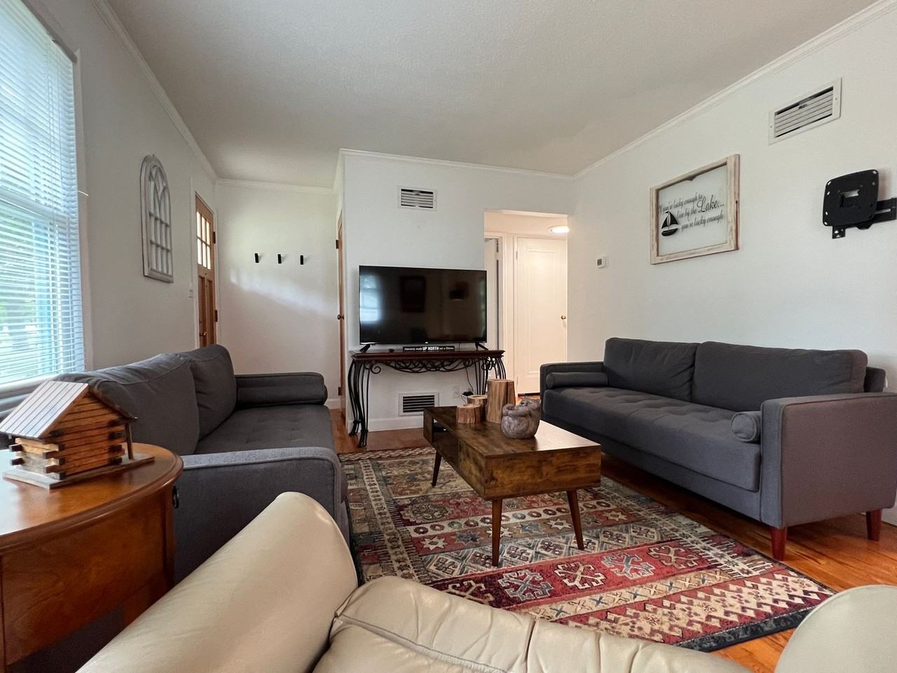 548 Cromwell Dr - Photo 2 of 24