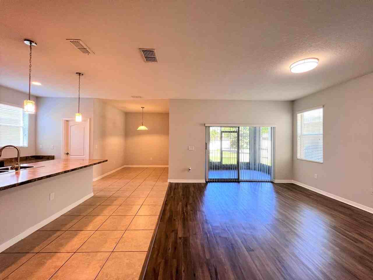 15707 Signature Dr - Photo 3 of 31