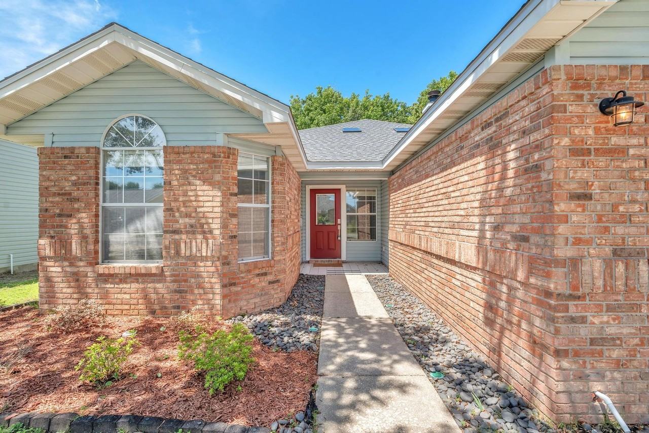 3623 Goldsbys Way - Photo 2 of 34