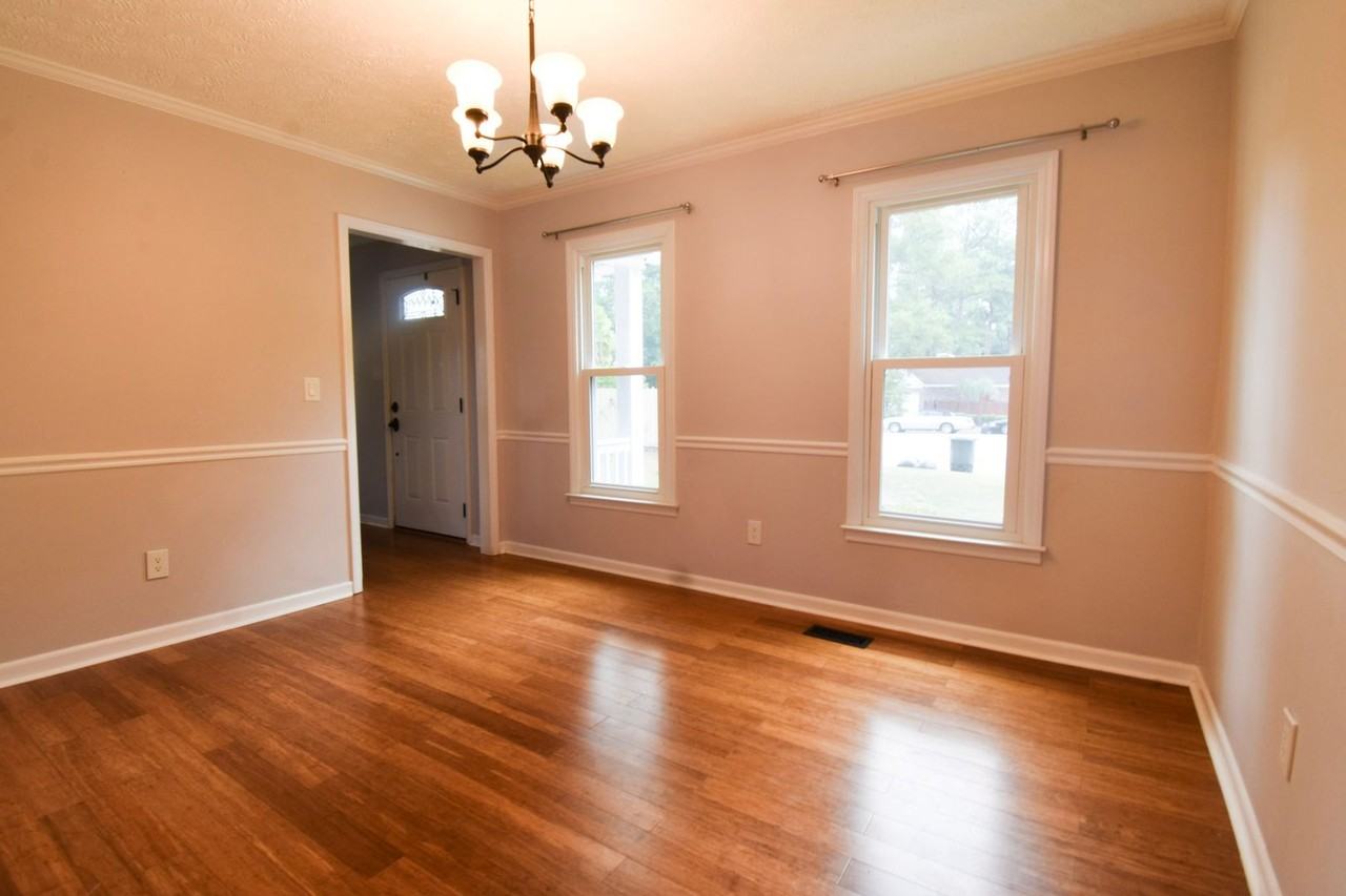 5804 Norman Pl - Photo 7 of 26