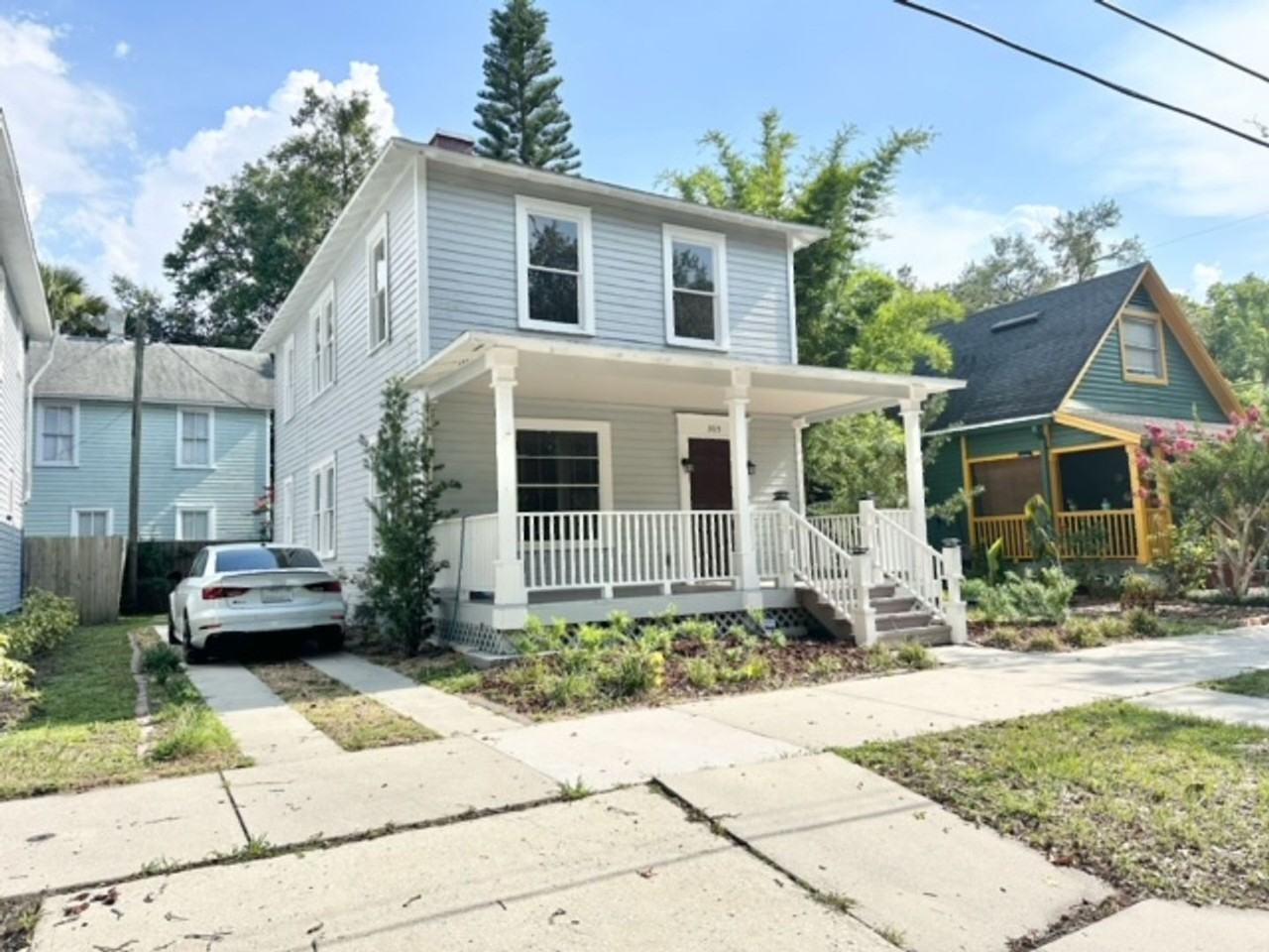 305 W 9th St - Photo 3 of 40