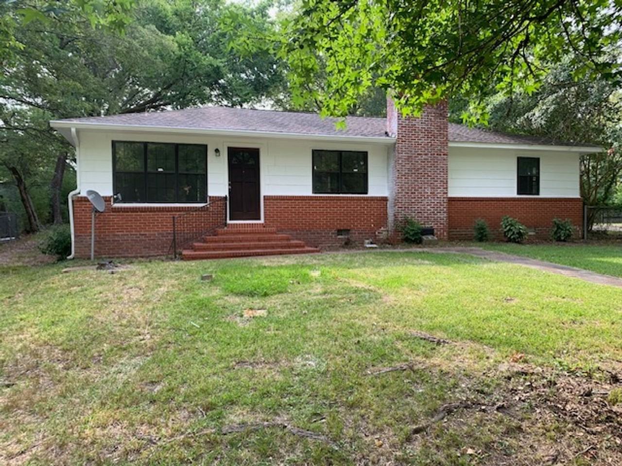 86 Meadowbrook Dr - Photo 2 of 18