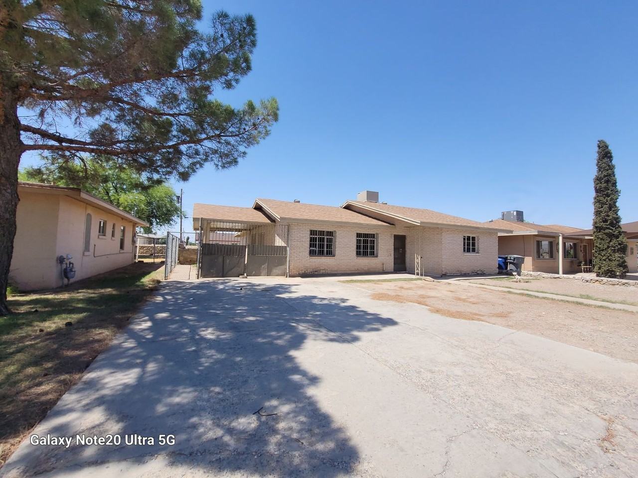 8108 La Paloma Cir - Photo 2 of 24