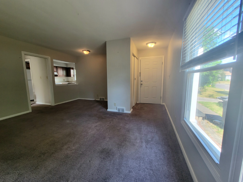 1765 Tanglewood Dr #1765 - Photo 3 of 8