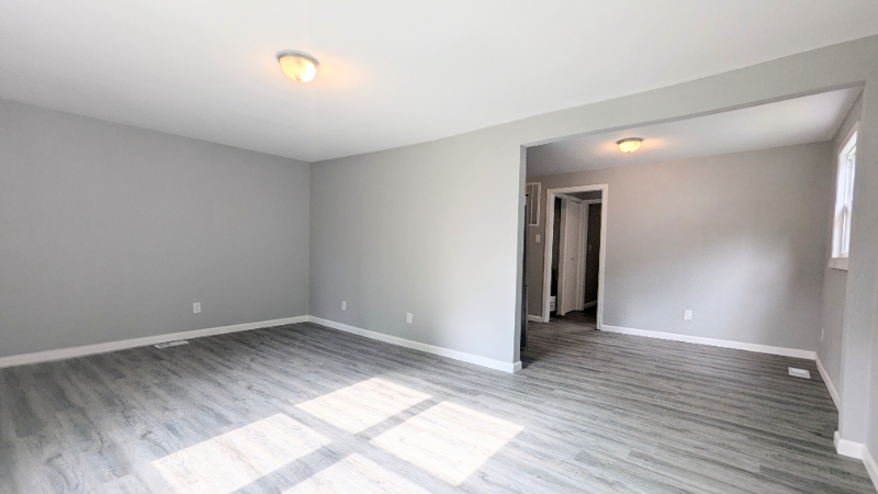 520 S Barrett Ave #A - Photo 2 of 12