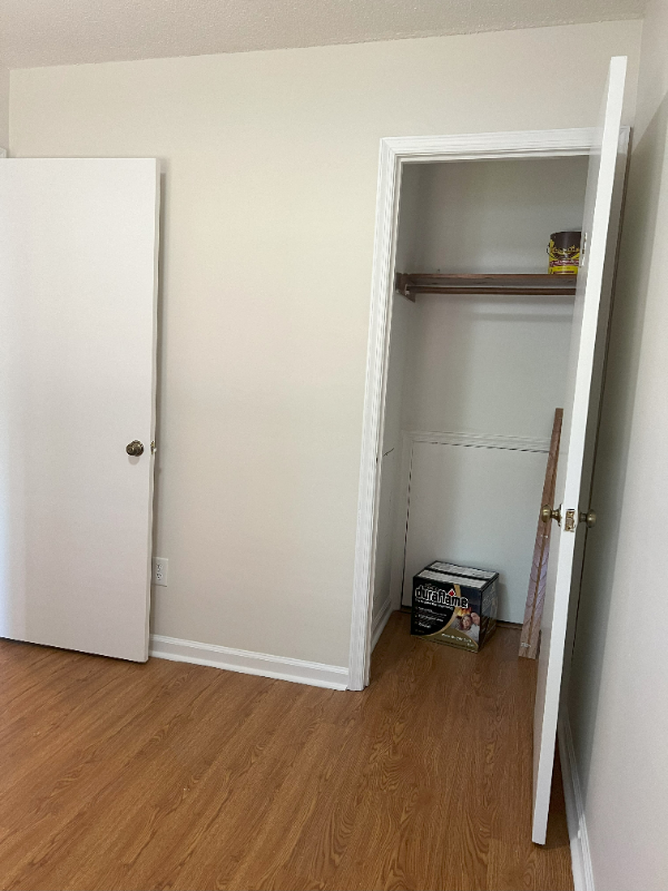 4018 The Oaks Dr - Photo 2 of 13