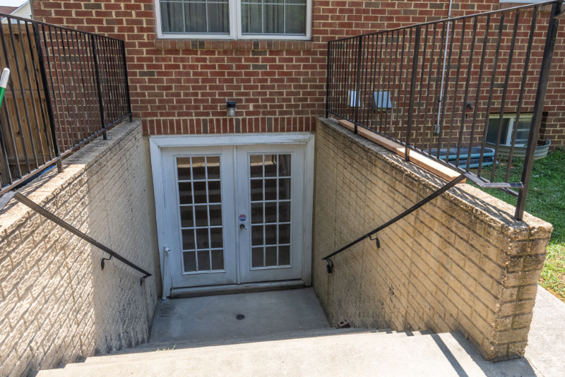 1309 Accokeek Landing Dr - Photo 2 of 20