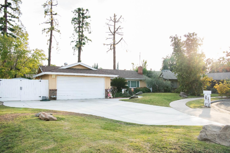 5192 E Ball Ave - Photo 2 of 20